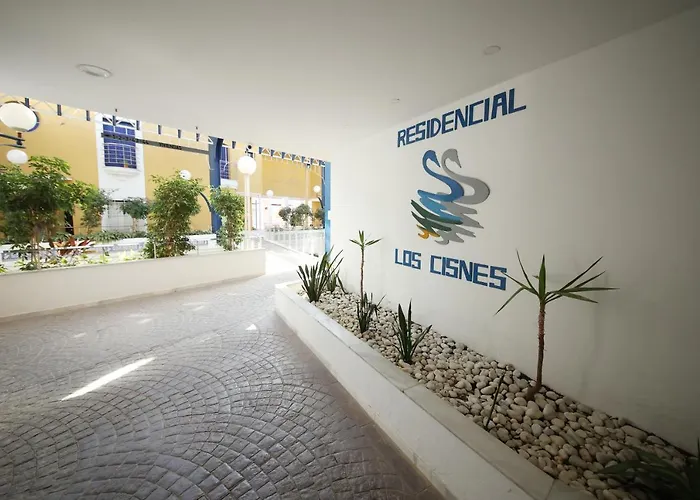 Allo Larga Hideaway Parking Centro 2